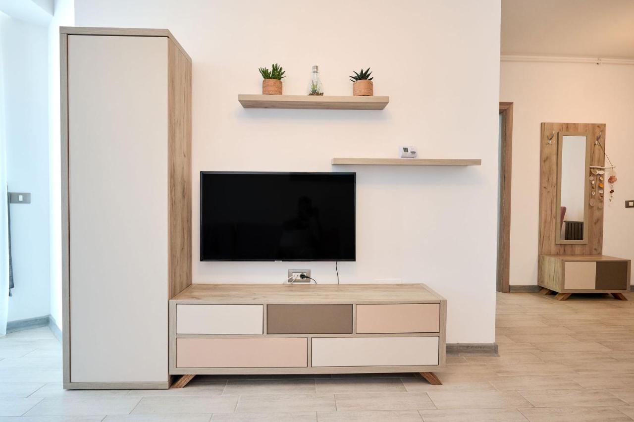 Beachfront 1Br Apartment- Spa N Pools Mamaia Eksteriør bilde