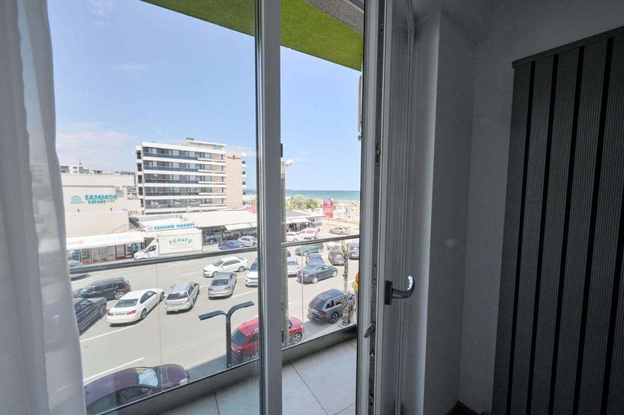 Beachfront 1Br Apartment- Spa N Pools Mamaia Eksteriør bilde